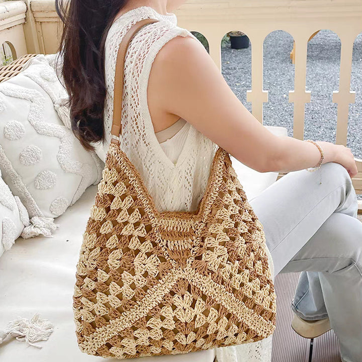 Straw Shoulder Bag For Women Hollow Out Holiday Beach Bag