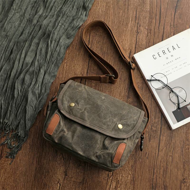 Large Capacity Retro Oil-Wax Canvas Crossbody Bag Messenger Bag - Olive - image 17