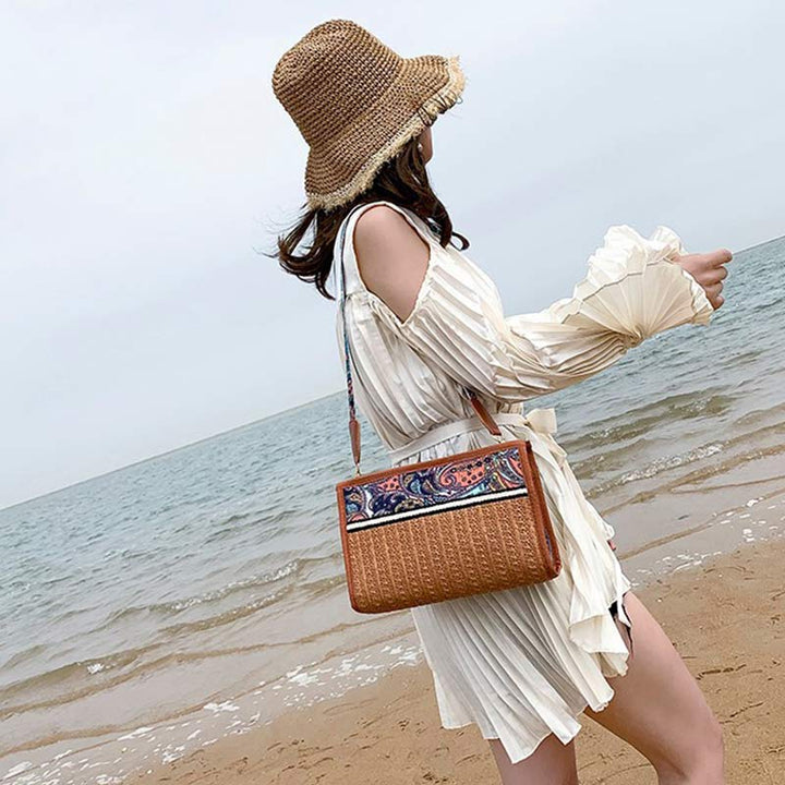 Handwoven Straw Shoulder Bag for Women Bohemian Crossbody Purse Cellphone Bag