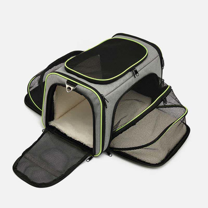 Expandable Pet Carrier Portable Soft-Sided Pet Travel Bag with Ventilated Design