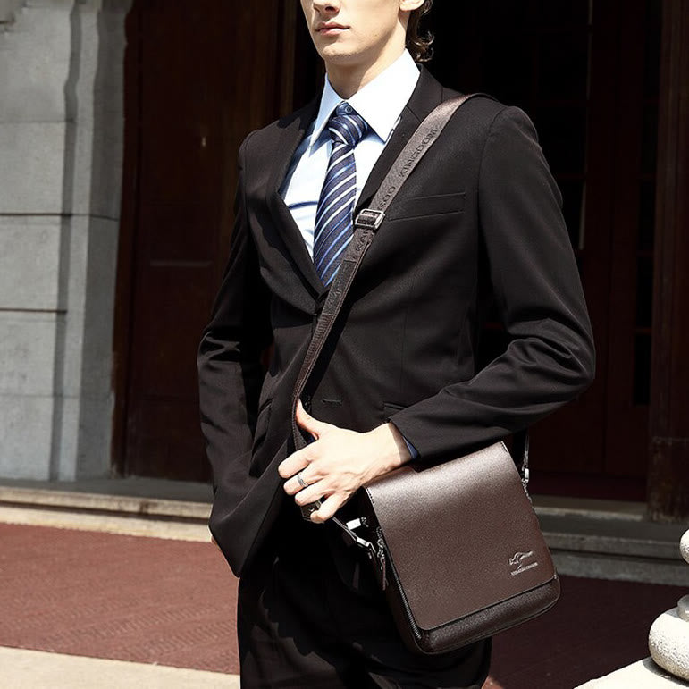Lightweight Large Capacity Waterproof Messenger Bag